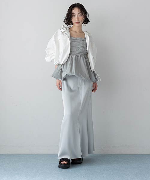 【SALE】ペプラムバルーンビスチェ＆サテンナロースカートセット
