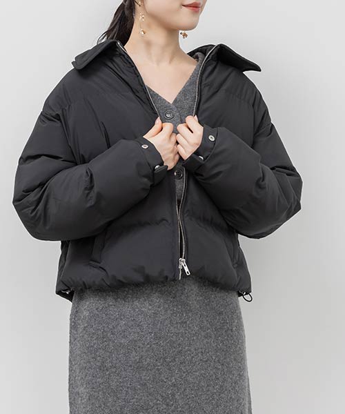 クロップドライトパファーコート