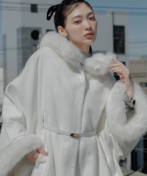 2WAY ファー付きミドルケープコート