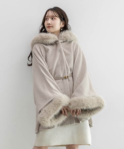 2WAY ファー付きミドルケープコート