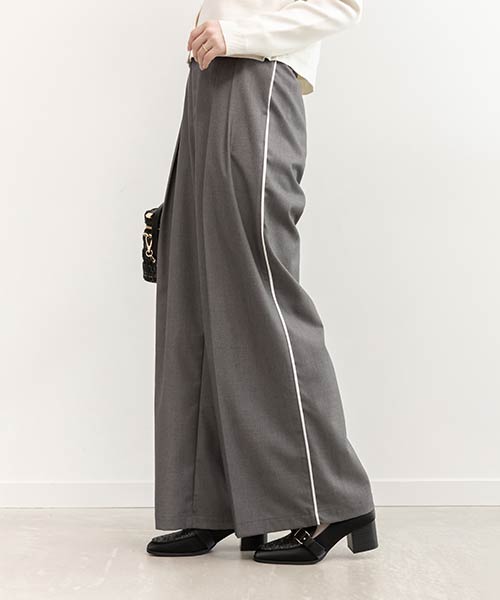 ウエストデザインラインタックパンツ