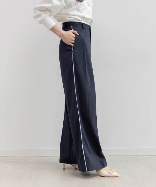 ウエストデザインラインタックパンツ