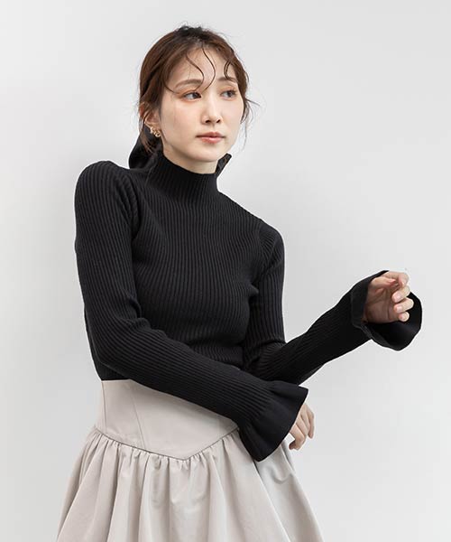 フリルリブニットプルオーバー