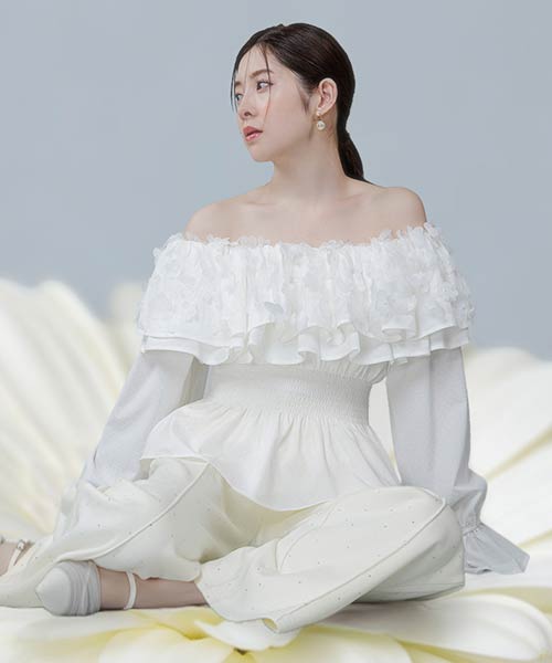 【Flower Collection】3Dフラワーケープカラーブラウス