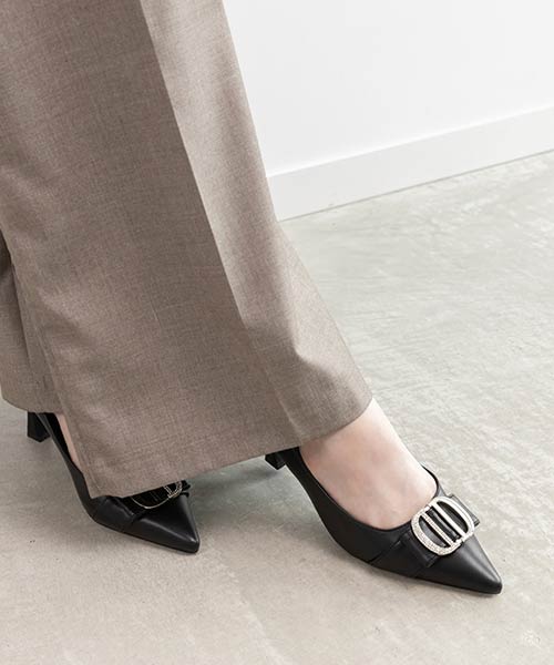 ビジューメタルパーツポインテッドトゥパンプス