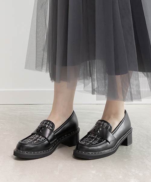 モノグラムスタッズボリュームローファー