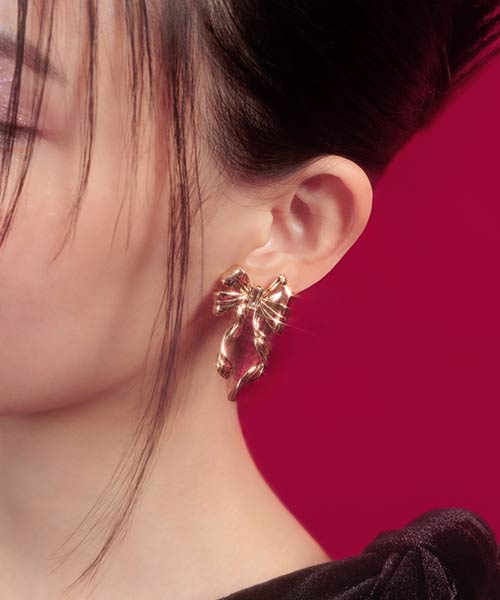 【Holiday Collection】リボンモチーフイヤリング