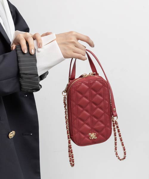 2WAYキルティングマルチショルダーバッグ