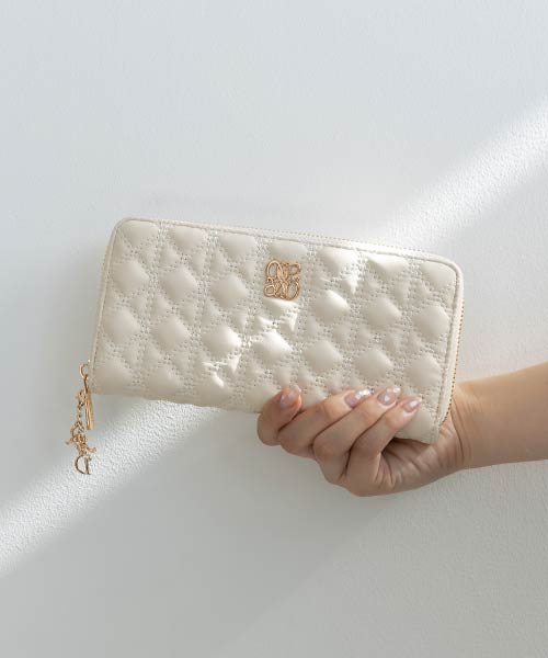 キルティングロングウォレット