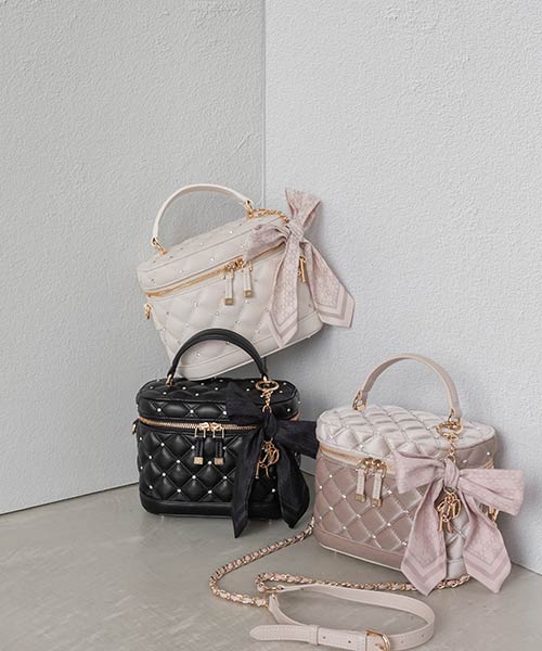 2WAY リボンチャームキルティングバニティバッグ