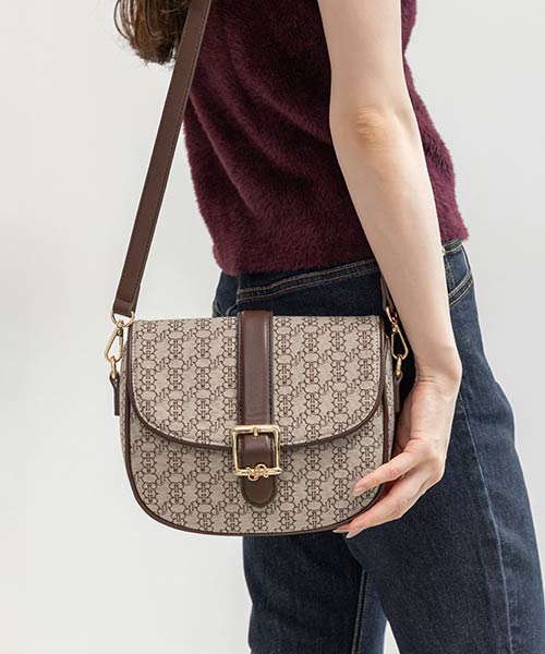 2WAY モノグラムバックルショルダーバッグ