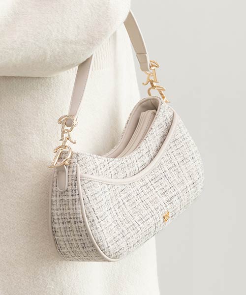 ビジューモチーフショルダーバッグ