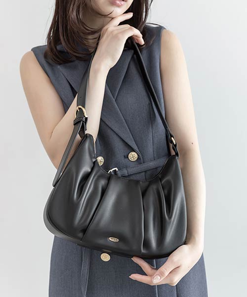 【再入荷】ギャザーデザインショルダーバッグ