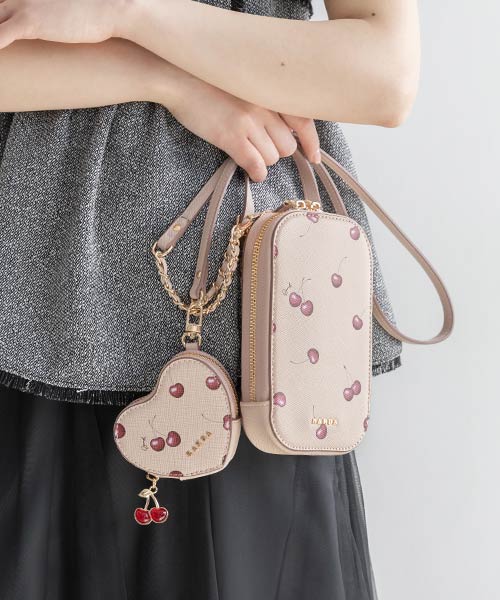 【Cherry＆Strawberry】ハートポーチ付き2WAYマルチショルダーバッグ