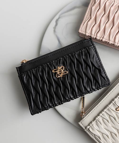 ギャザーデザインフラグメントケース