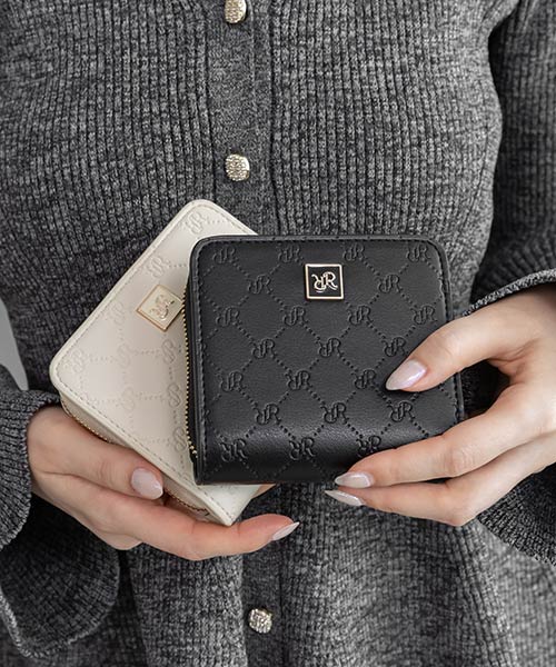 モノグラム型押しデザインウォレット