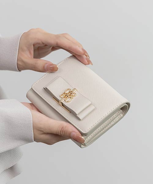 【再入荷】モノグラムリボン二つ折りウォレット