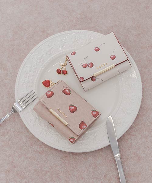 【Cherry&Strawberry】チャーム付き三つ折りウォレット