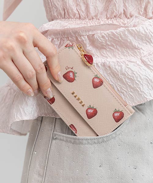 【Cherry＆Strawberry】チャーム付きフラップフラグメントケース