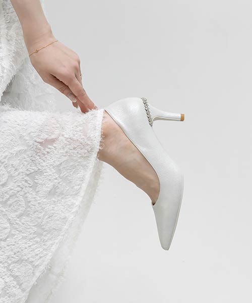 ビジューヒールポインテッドトゥパンプス