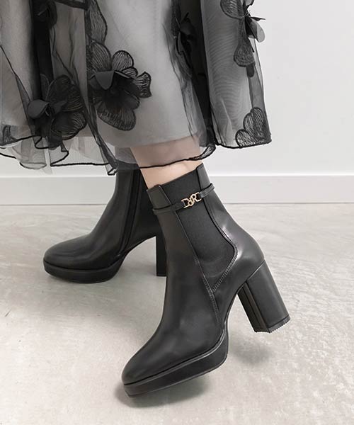 晴雨兼用 2WAY サイドゴアヒールアップショートブーツ