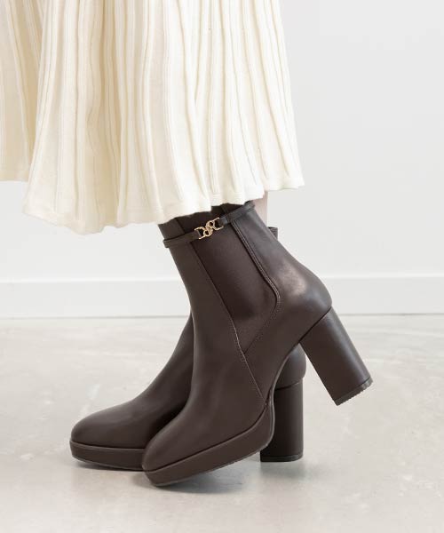 晴雨兼用 2WAY サイドゴアヒールアップショートブーツ