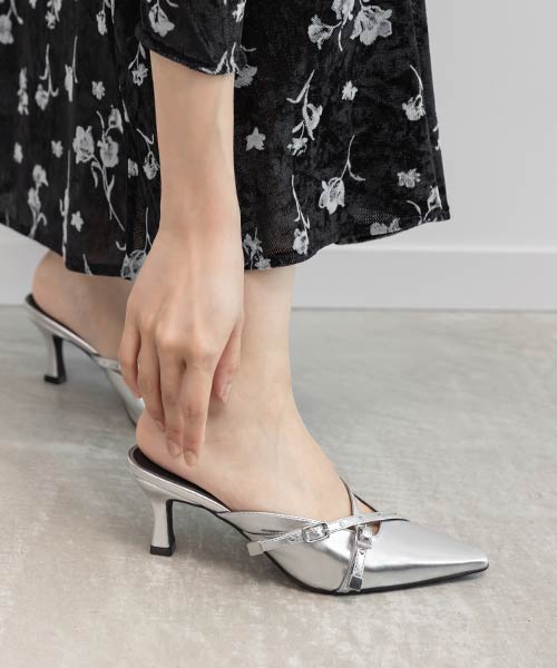 【SALE】ミニスタッズ×クロスベルトミュールパンプス