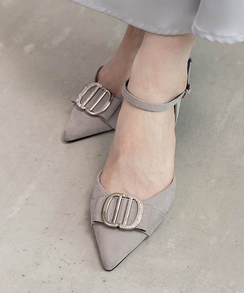 ビジューパーツストラップパンプス