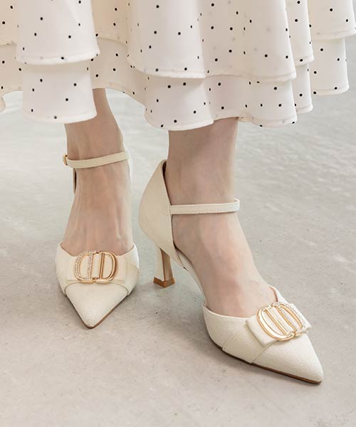 ビジューパーツストラップパンプス
