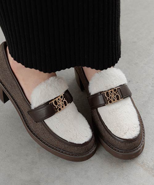 モノグラムベルトボリュームローファー