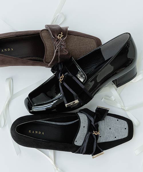 ベロアリボンローファー