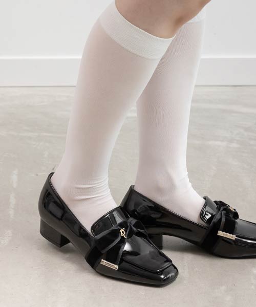 ベロアリボンローファー