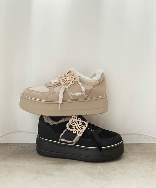 ボリュームソールボアスニーカー