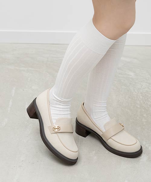 モノグラムパーツボリュームローファー