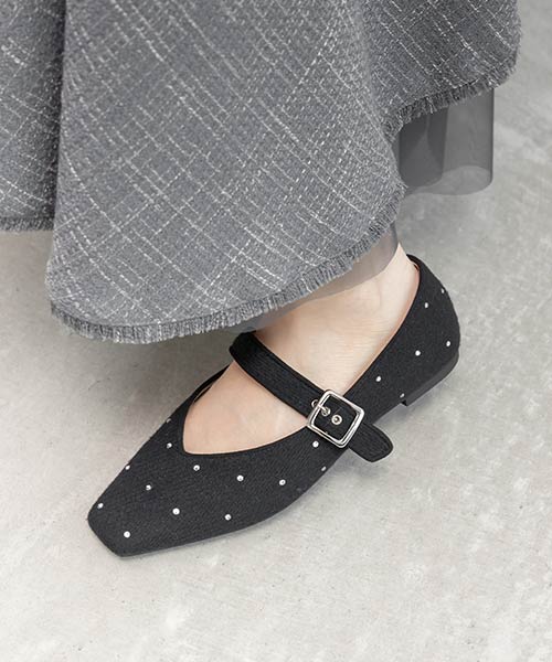 ベルトデザインフラットシューズ