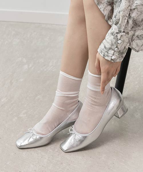 スクエアトゥヒールアップバレエシューズ