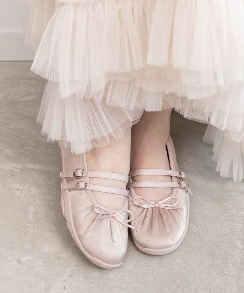 トゥシューズライクスニーカー