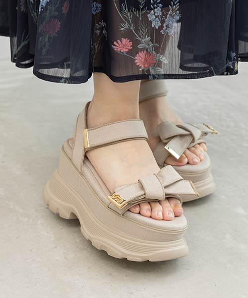 パイピングリボンスポーツサンダル