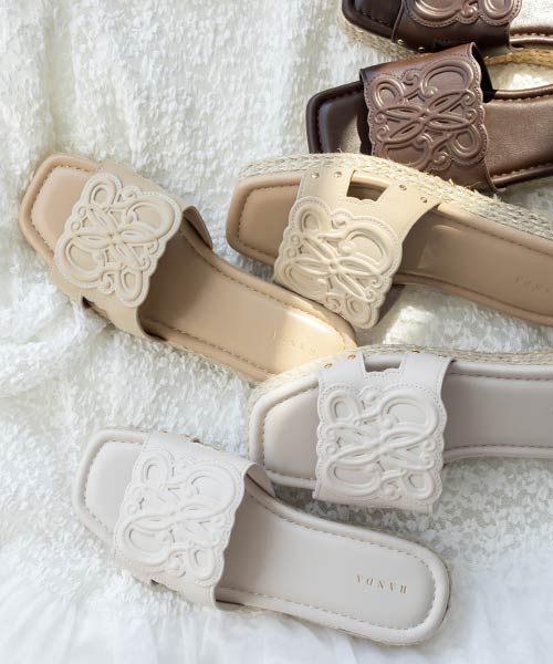 エンボスモノグラムジュートサンダル